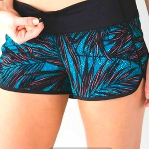 Lululemon speed up shorts 2.5 inseam